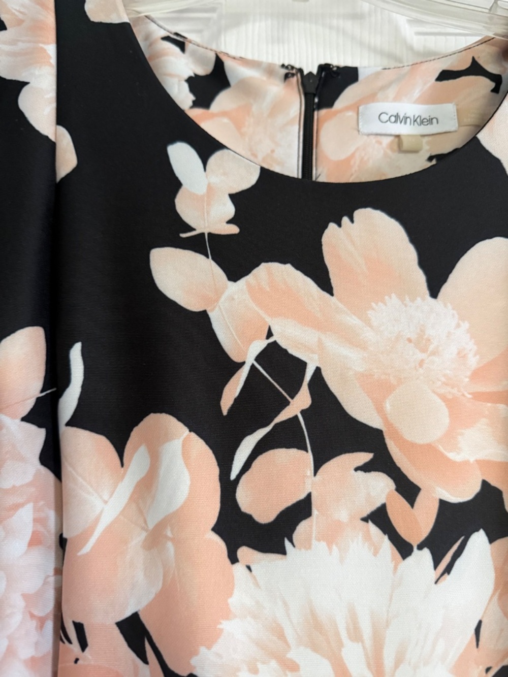 Calvin Klein summer sleeveless dress - Picture 3 of 8